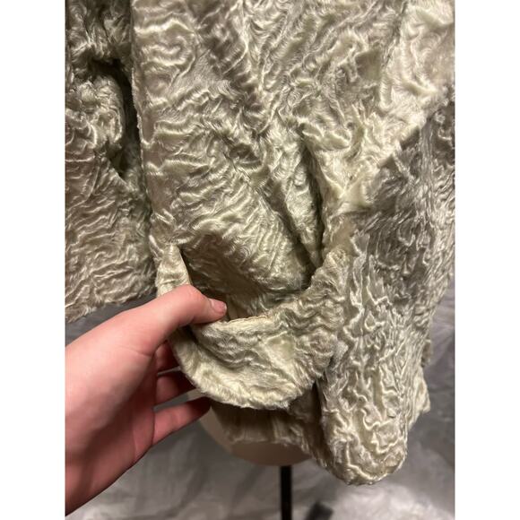 Robin Starr Chicago Cropped Jacket with a Gorgeous ButtonUp Cloth Flower - Picture 6 of 9